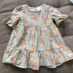 Oshkosh 18 month, like new dress. Worn once